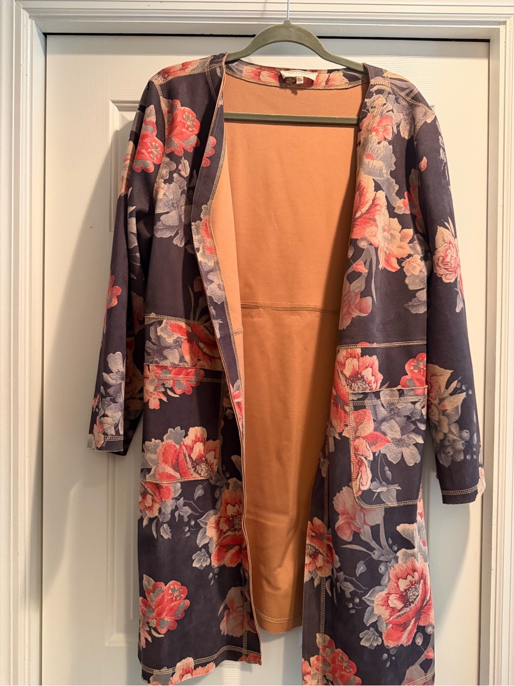 Solitaire Floral Open-Front Robe - Navy & Peach - Picture 2 of 3